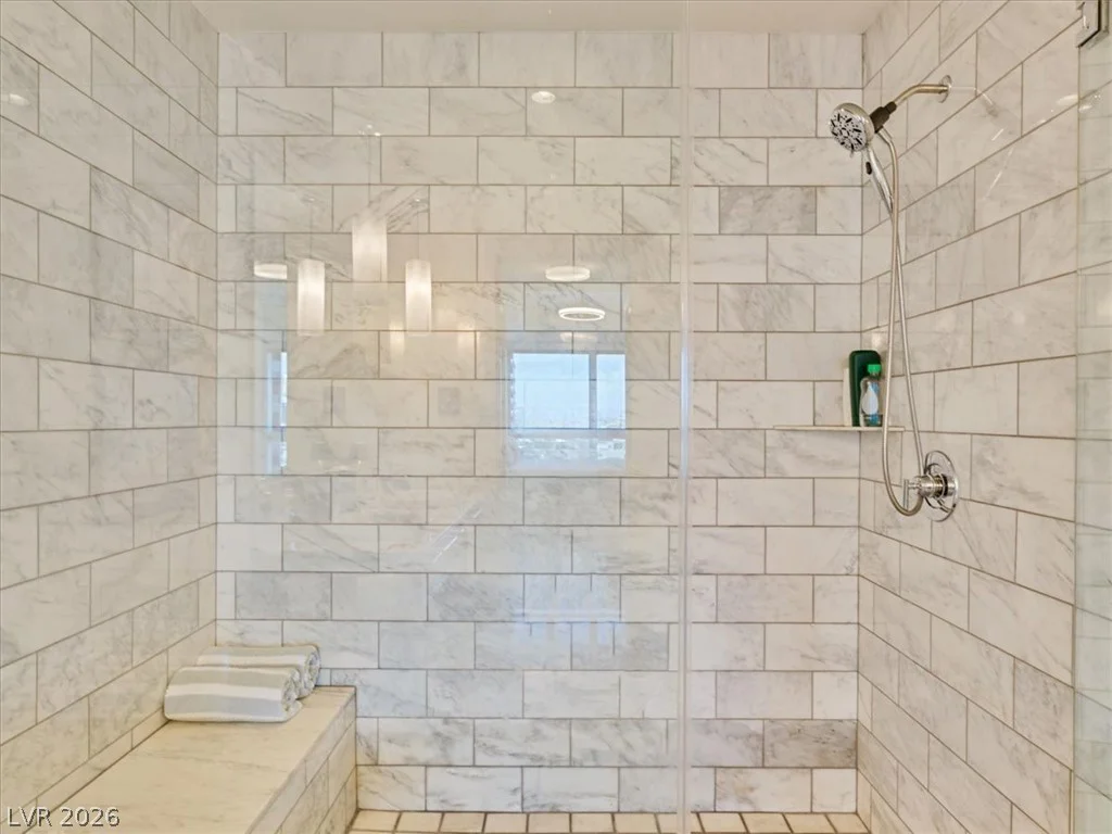 4471 Dean Martin, Las Vegas, NV 89103