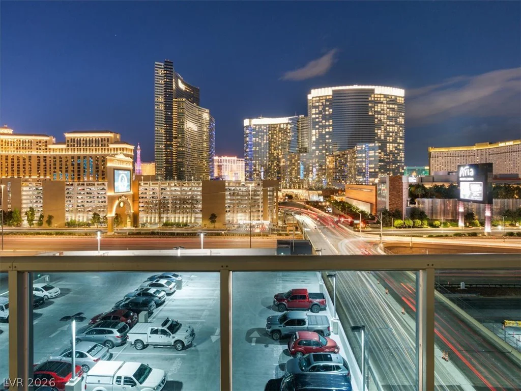 4471 Dean Martin, Las Vegas, NV 89103