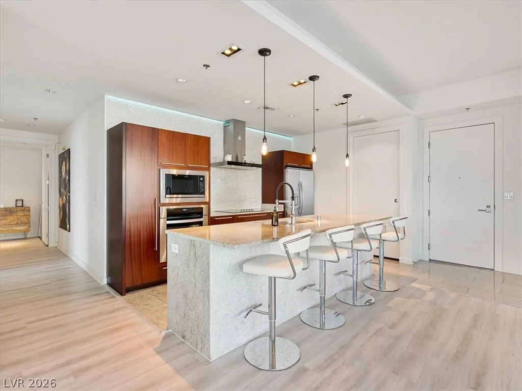 4471 Dean Martin, Las Vegas, NV 89103