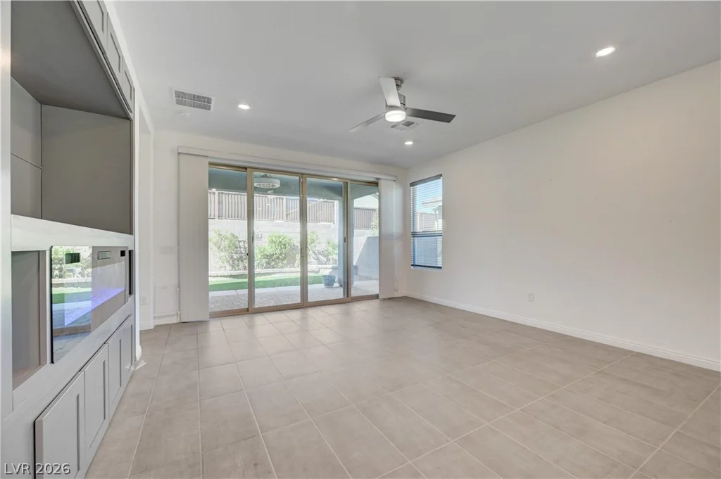 2014 Millergrove, North Las Vegas, NV 89086