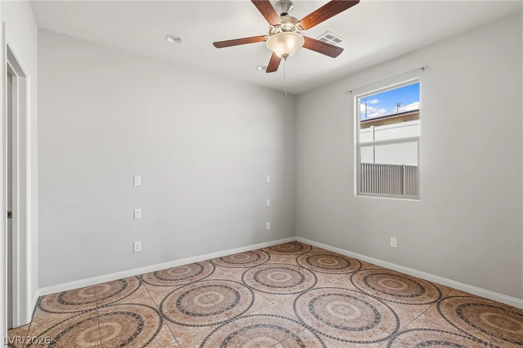 2727 Chinaberry Hill, Laughlin, NV 89029
