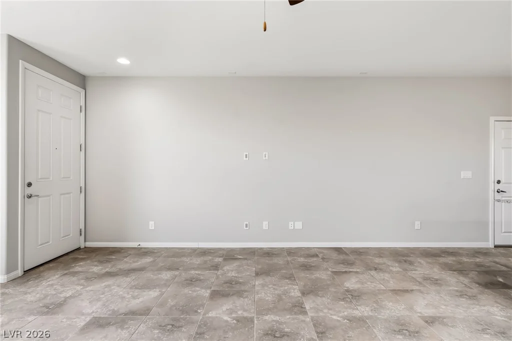 2727 Chinaberry Hill, Laughlin, NV 89029