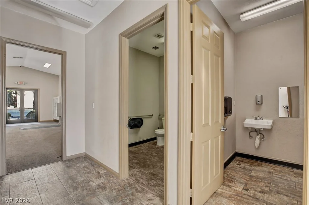 4960 Harrison, Las Vegas, NV 89120