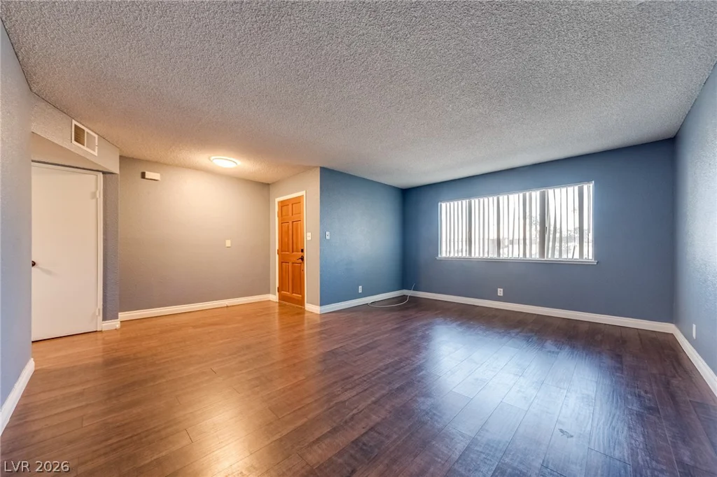 7625 Genzer, Las Vegas, NV 89145