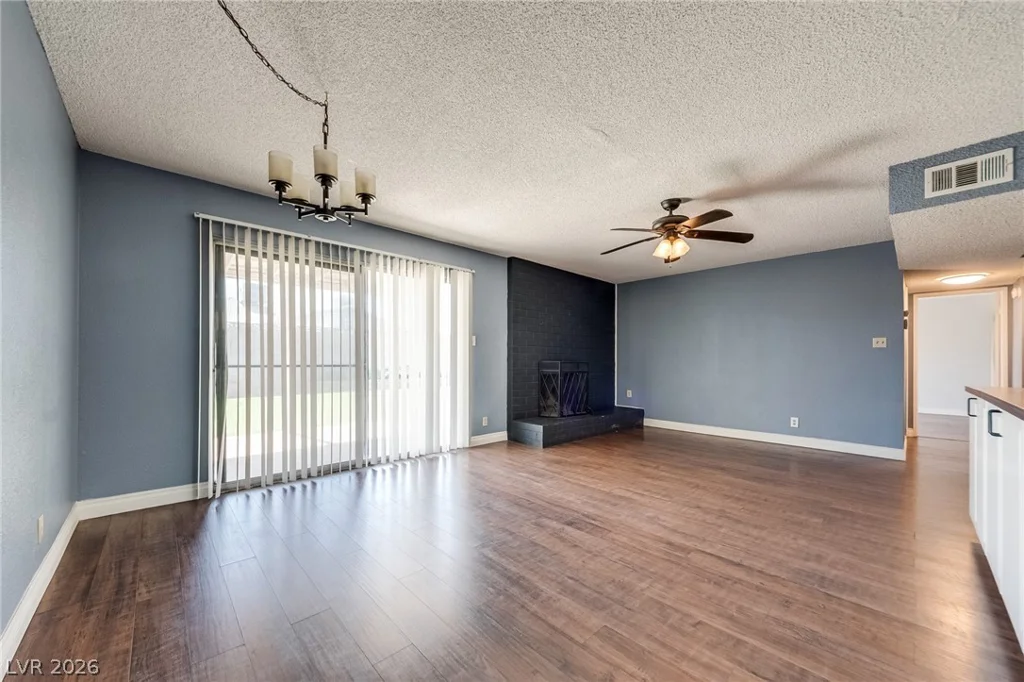 7625 Genzer, Las Vegas, NV 89145