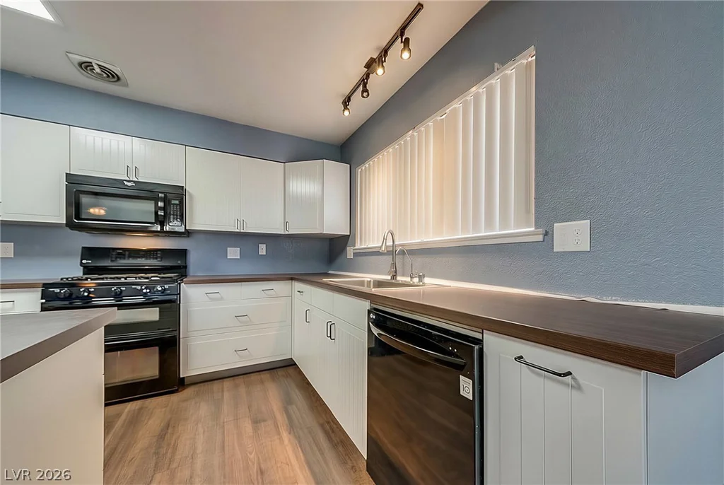 7625 Genzer, Las Vegas, NV 89145