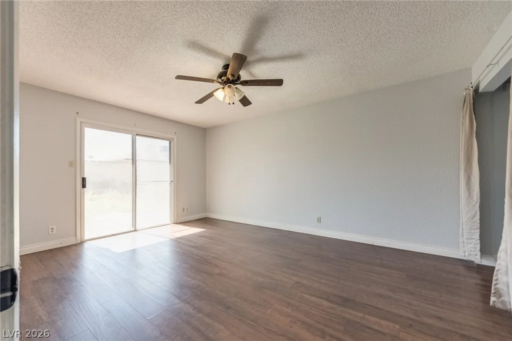 7625 Genzer, Las Vegas, NV 89145