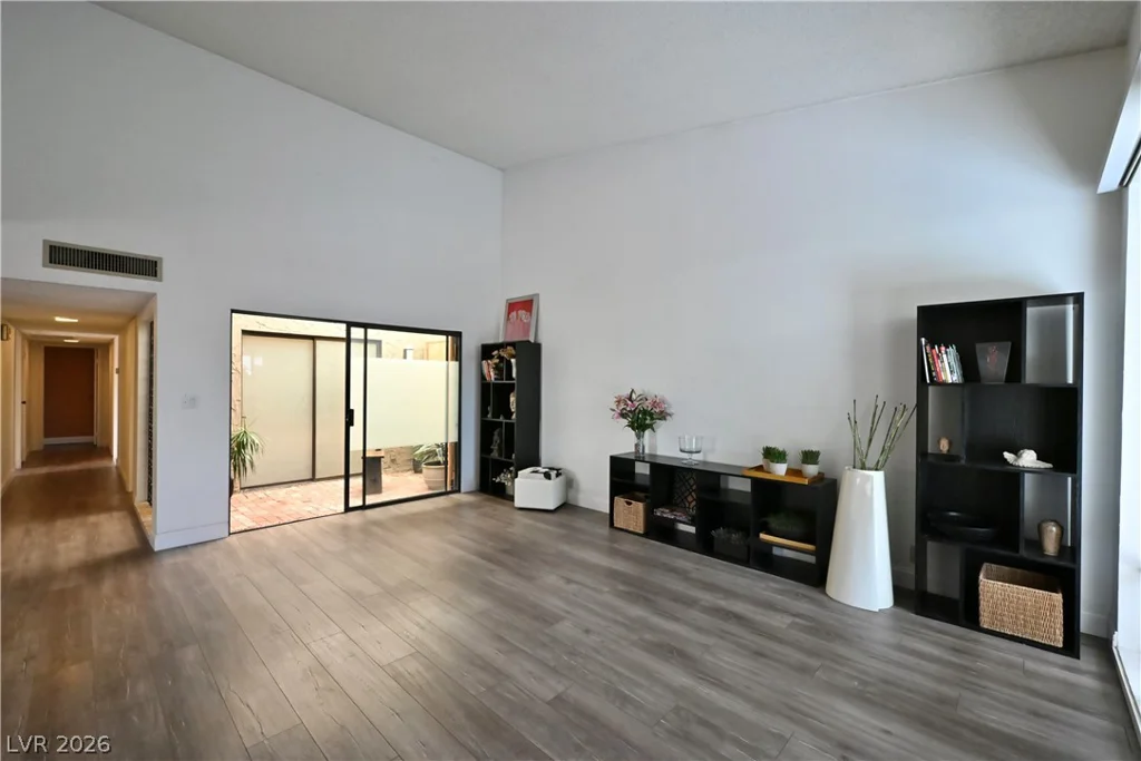 3133 Pradera, Las Vegas, NV 89121