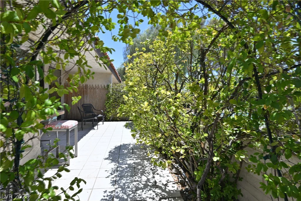 3133 Pradera, Las Vegas, NV 89121