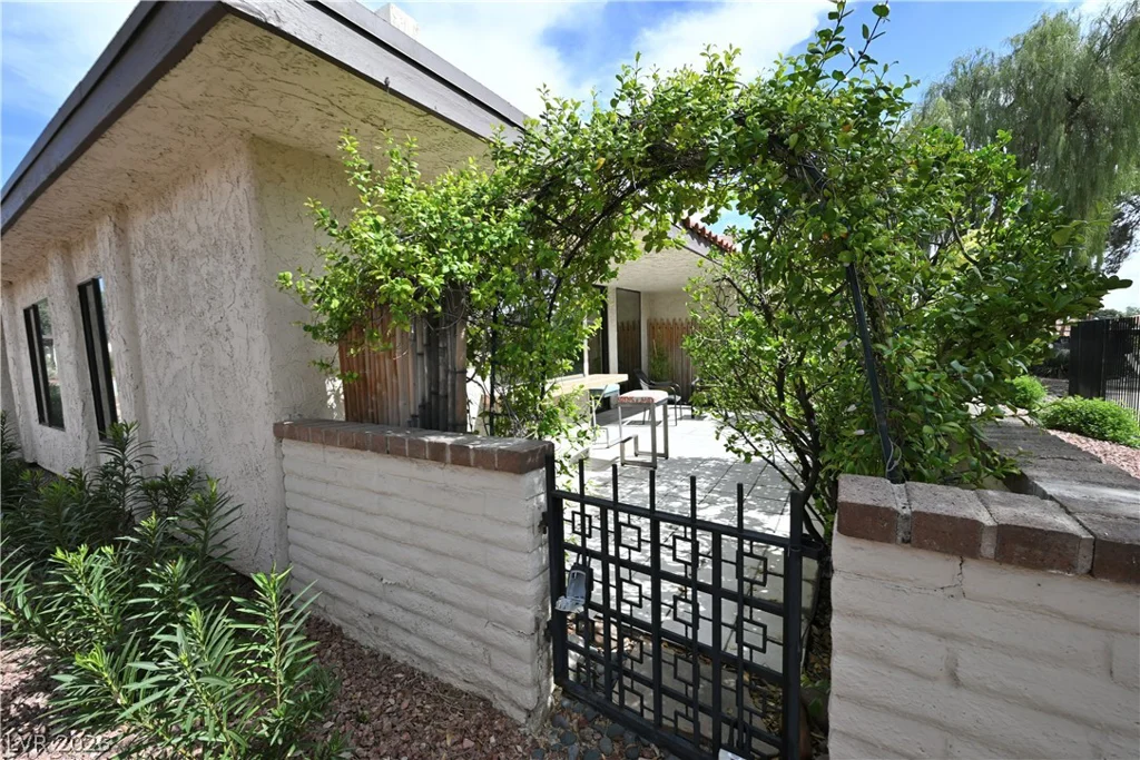 3133 Pradera, Las Vegas, NV 89121