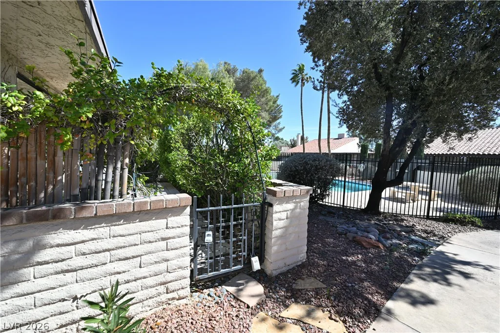 3133 Pradera, Las Vegas, NV 89121