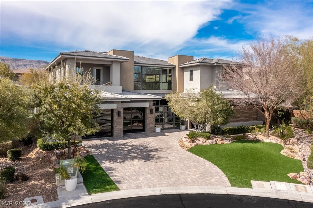 98 Glade Hollow, Las Vegas, NV 89135