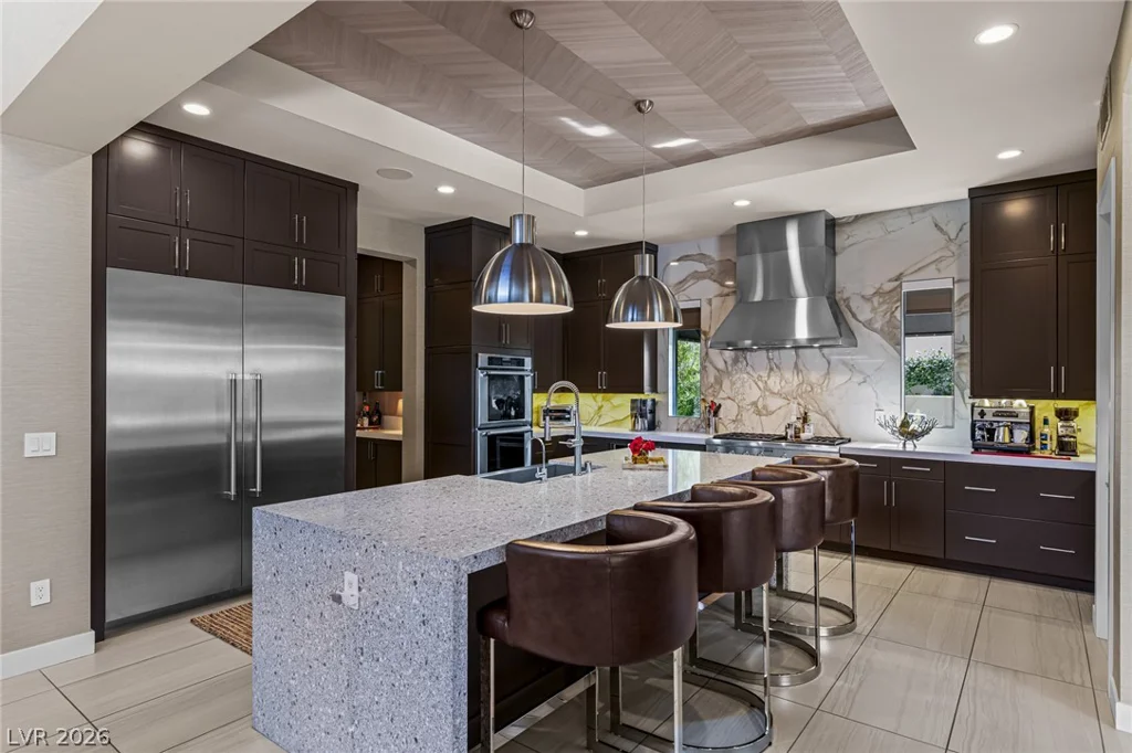 98 Glade Hollow, Las Vegas, NV 89135
