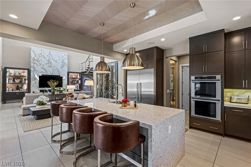 98 Glade Hollow, Las Vegas, NV 89135