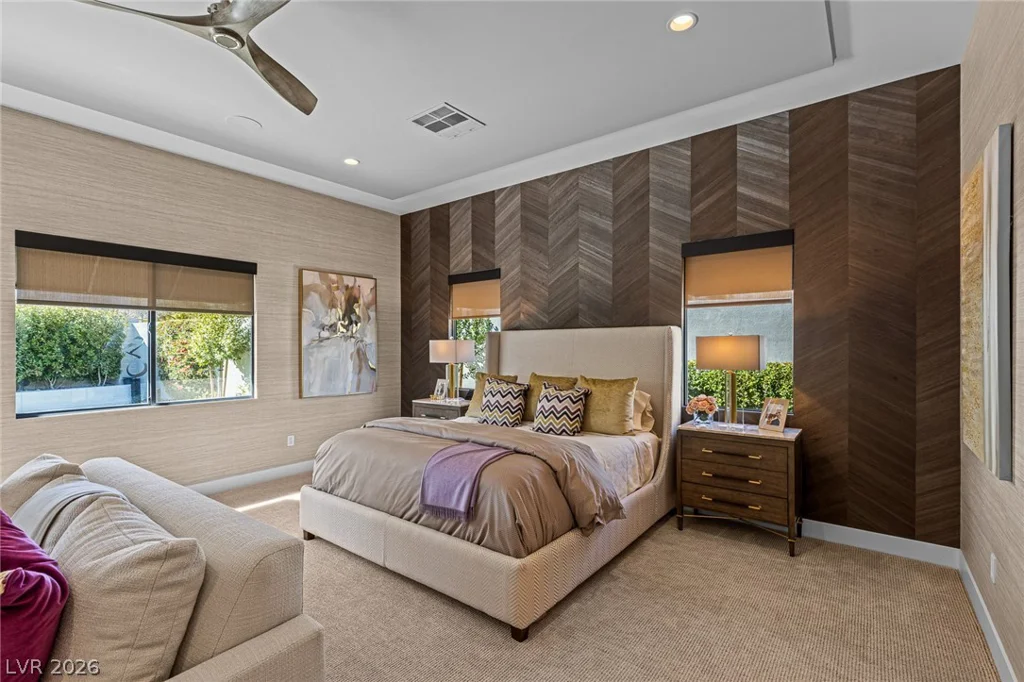98 Glade Hollow, Las Vegas, NV 89135