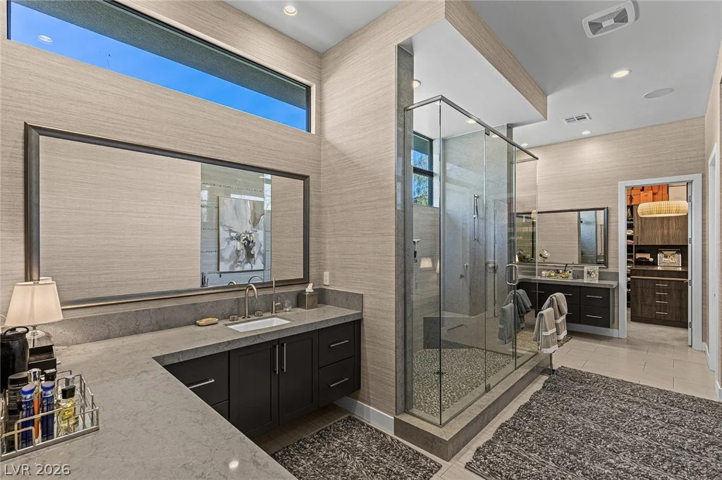 98 Glade Hollow, Las Vegas, NV 89135