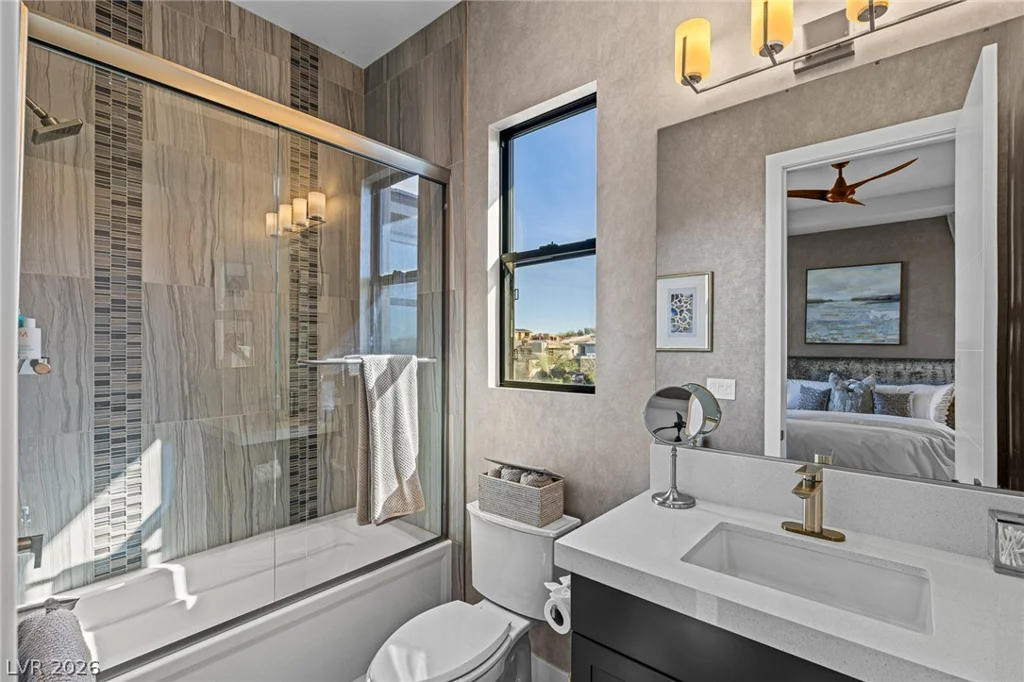 98 Glade Hollow, Las Vegas, NV 89135