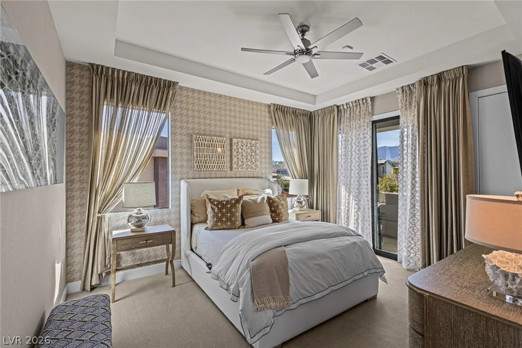 98 Glade Hollow, Las Vegas, NV 89135