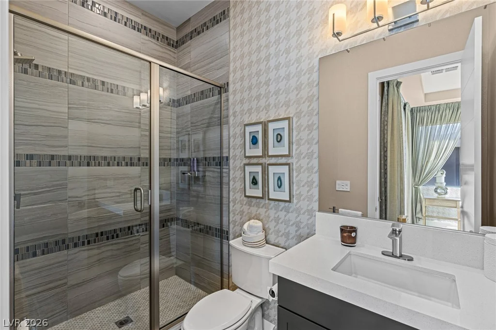 98 Glade Hollow, Las Vegas, NV 89135