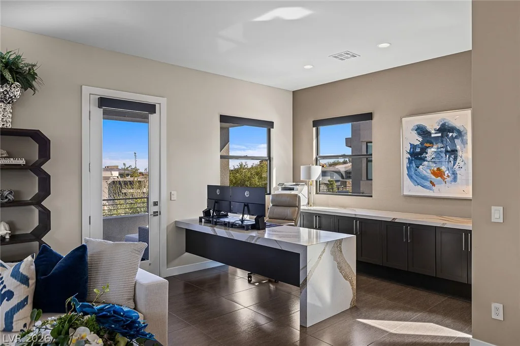 98 Glade Hollow, Las Vegas, NV 89135