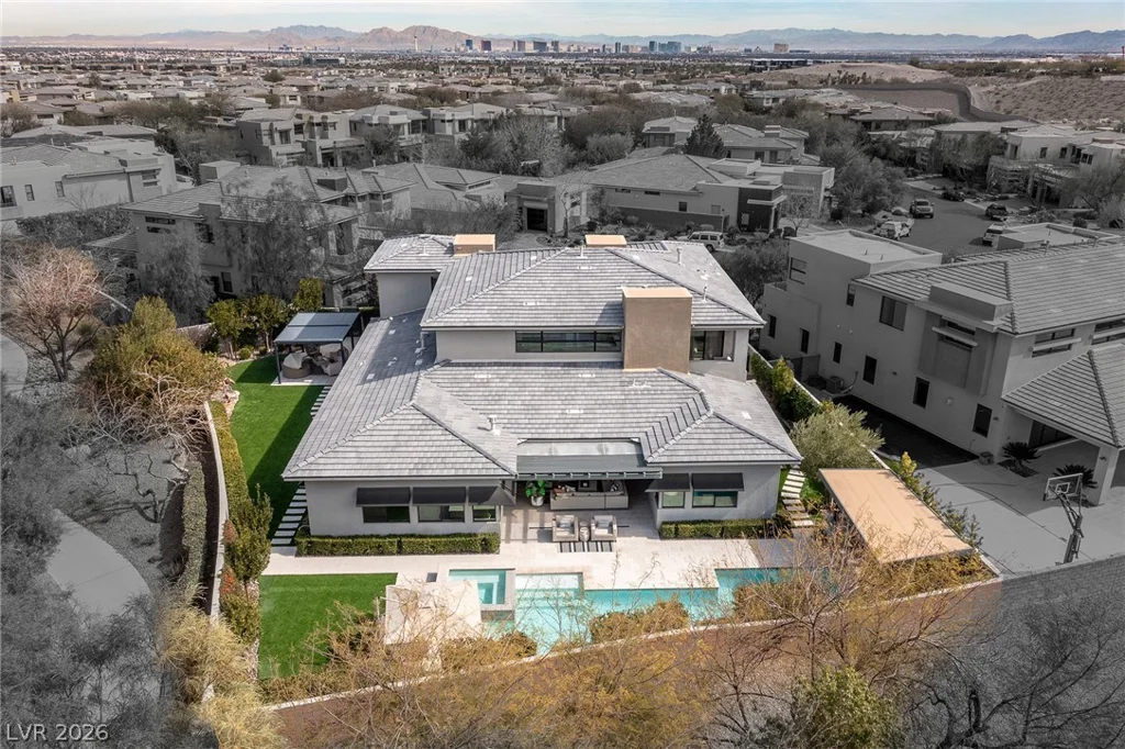 98 Glade Hollow, Las Vegas, NV 89135