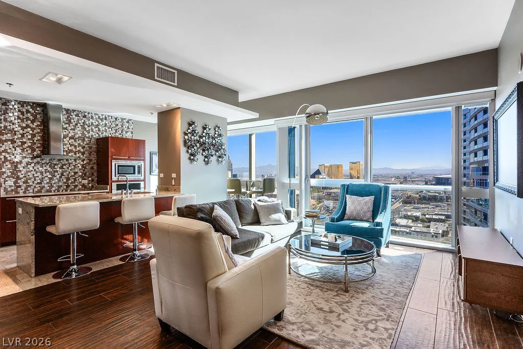 4471 Dean Martin, Las Vegas, NV 89103