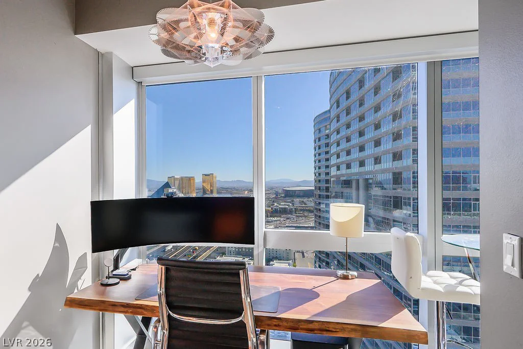 4471 Dean Martin, Las Vegas, NV 89103