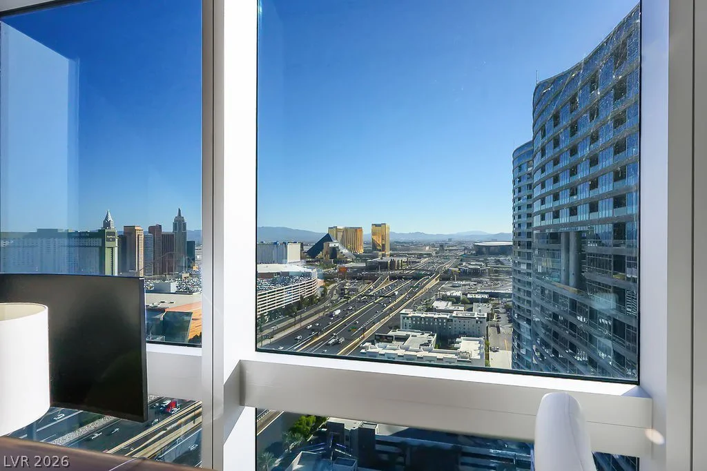4471 Dean Martin, Las Vegas, NV 89103