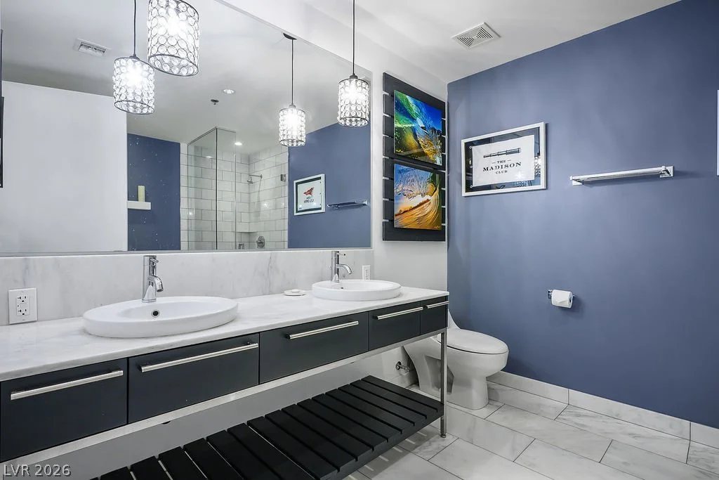 4471 Dean Martin, Las Vegas, NV 89103