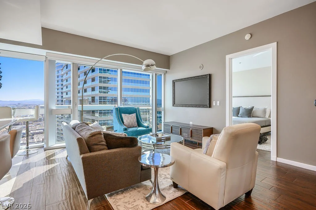4471 Dean Martin, Las Vegas, NV 89103