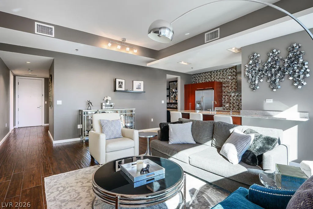 4471 Dean Martin, Las Vegas, NV 89103