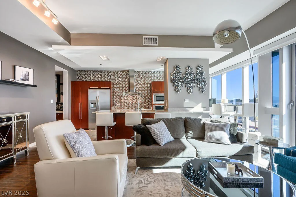 4471 Dean Martin, Las Vegas, NV 89103
