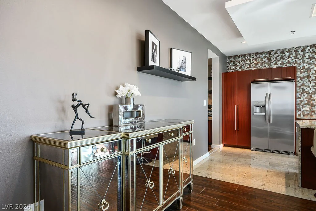 4471 Dean Martin, Las Vegas, NV 89103
