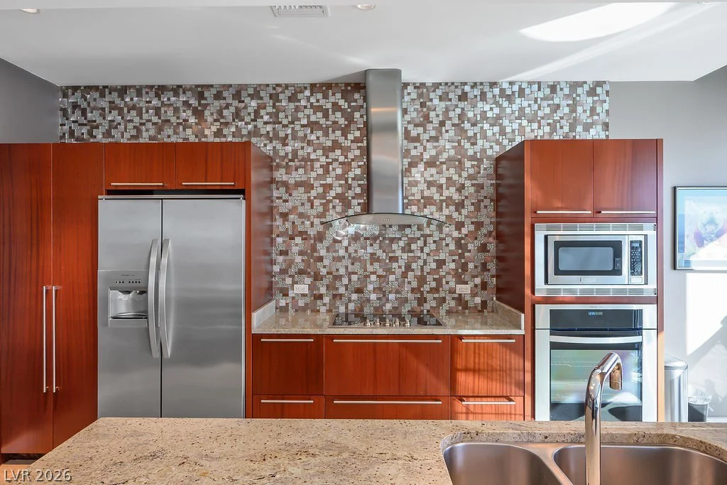 4471 Dean Martin, Las Vegas, NV 89103