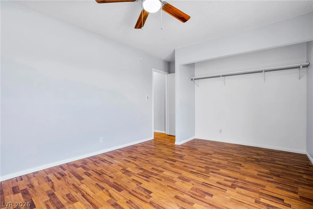 6553 Ironbark, Las Vegas, NV 89107