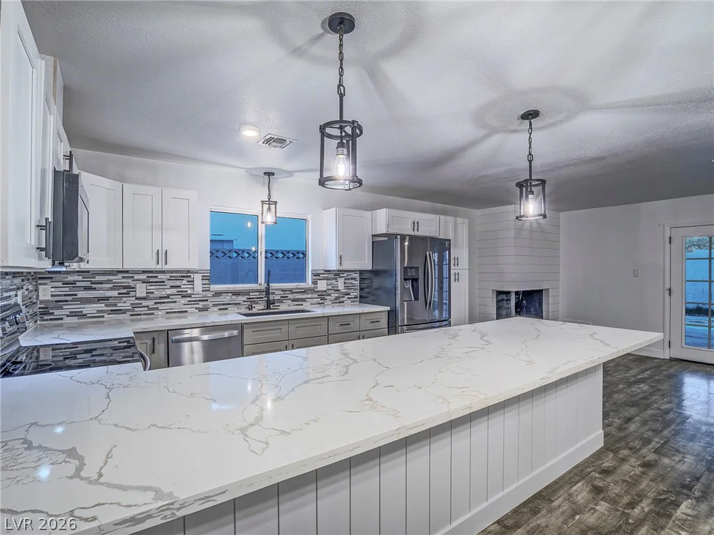 5320 Holmby, Las Vegas, NV 89146