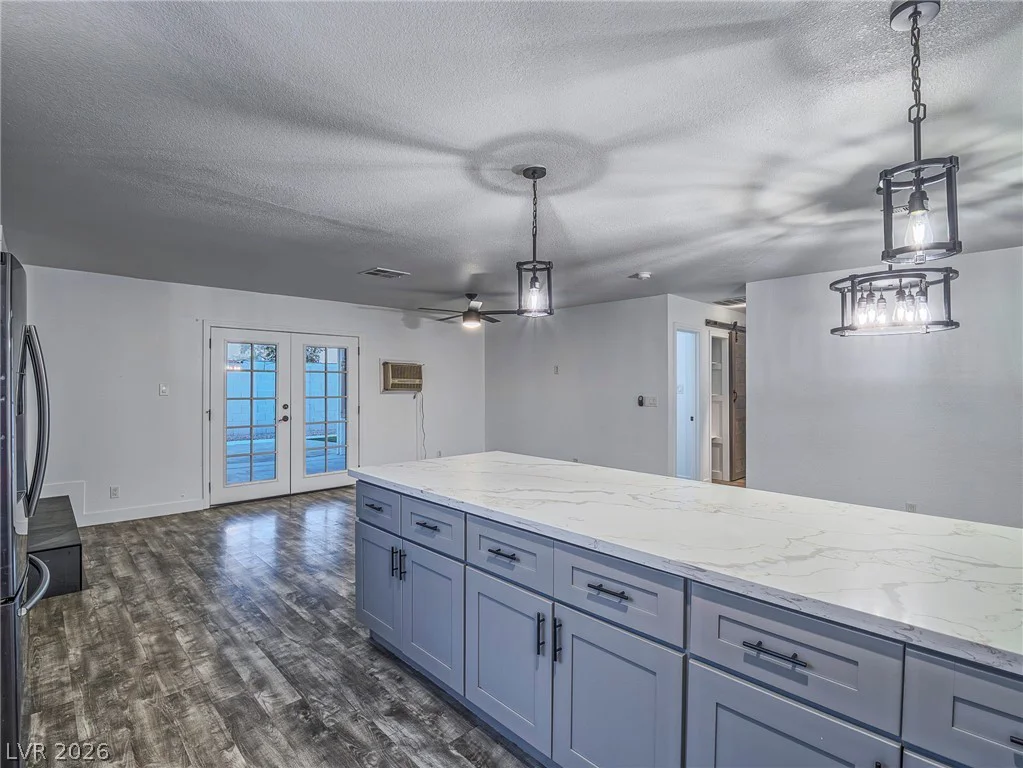 5320 Holmby, Las Vegas, NV 89146