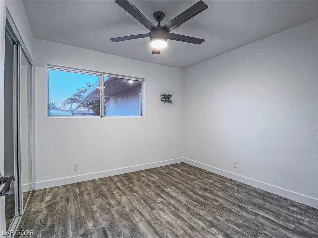 5320 Holmby, Las Vegas, NV 89146