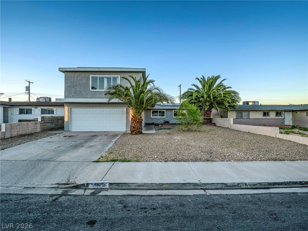 5320 Holmby, Las Vegas, NV 89146