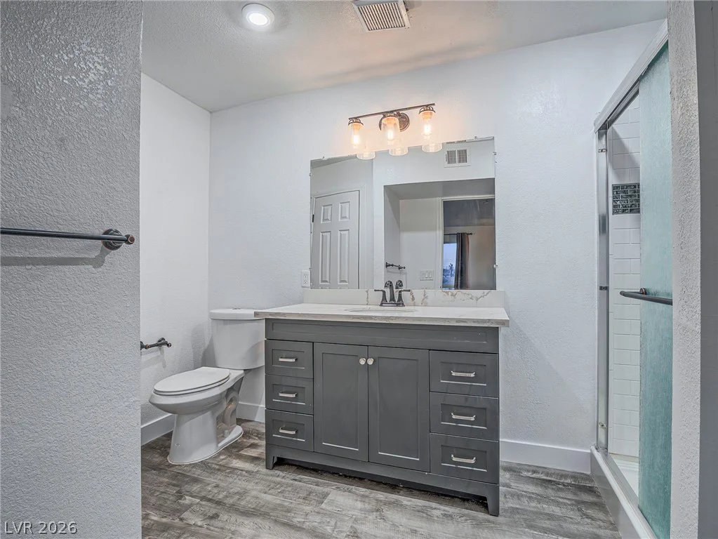 5320 Holmby, Las Vegas, NV 89146