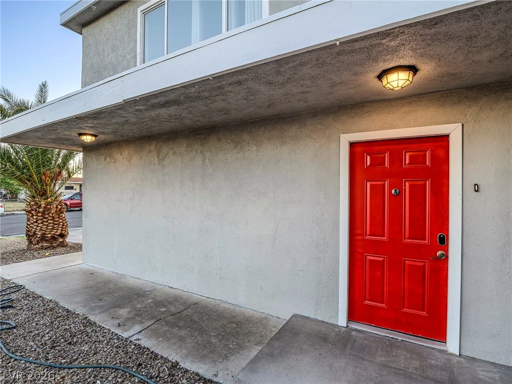 5320 Holmby, Las Vegas, NV 89146