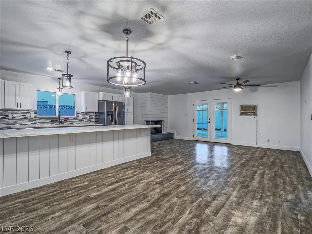 5320 Holmby, Las Vegas, NV 89146
