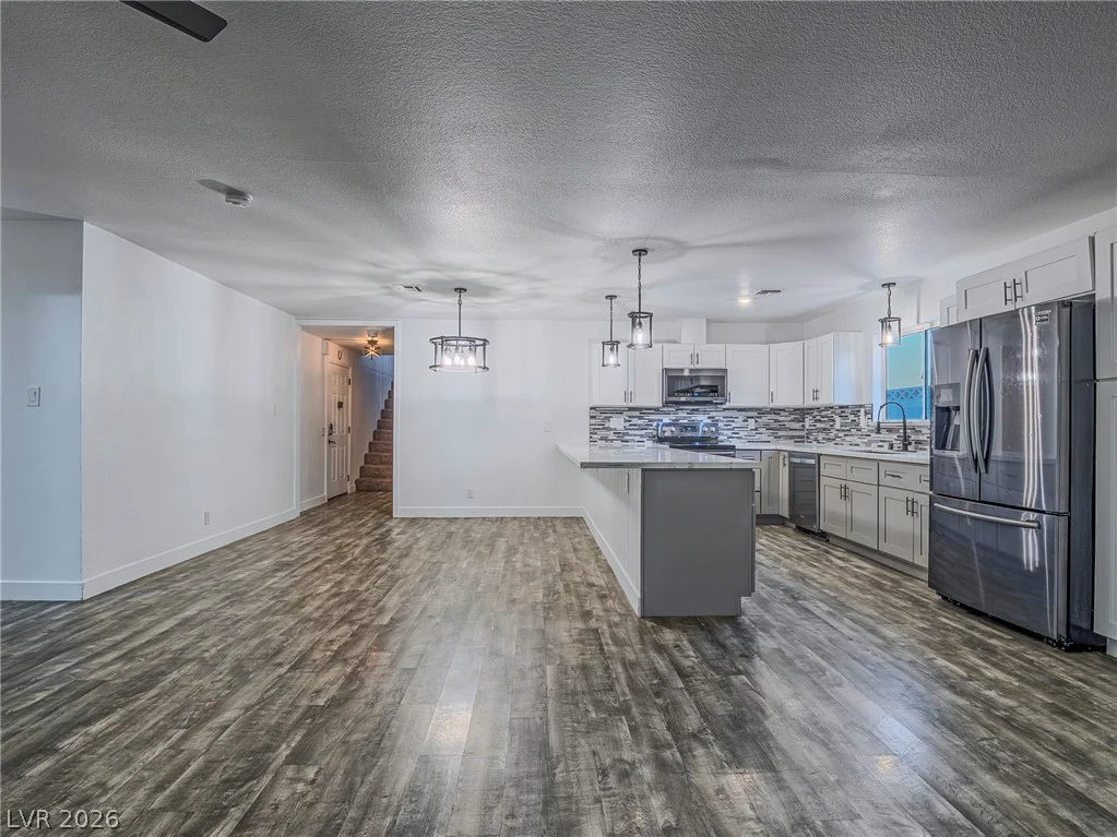 5320 Holmby, Las Vegas, NV 89146