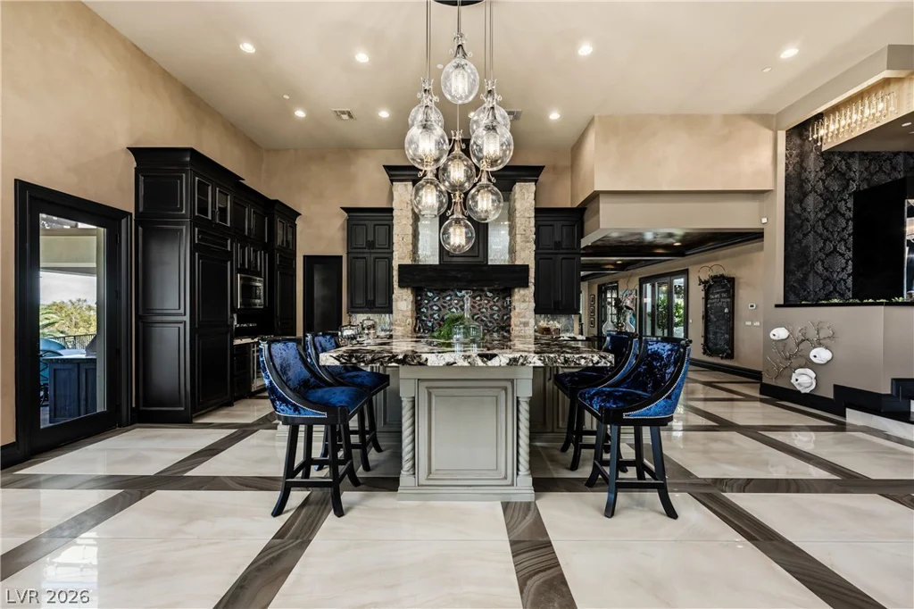 677 Boulder Summit, Henderson, NV 89012