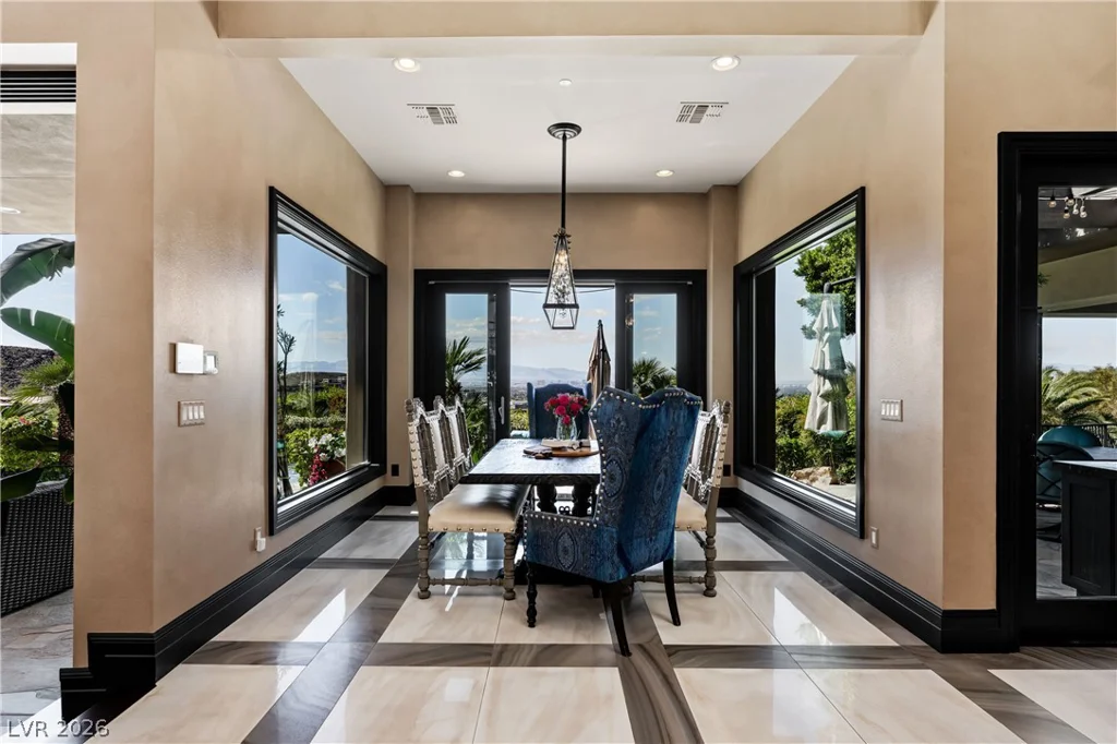 677 Boulder Summit, Henderson, NV 89012