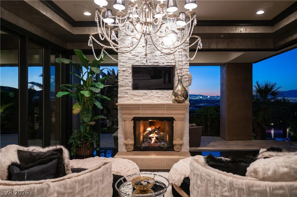 677 Boulder Summit, Henderson, NV 89012