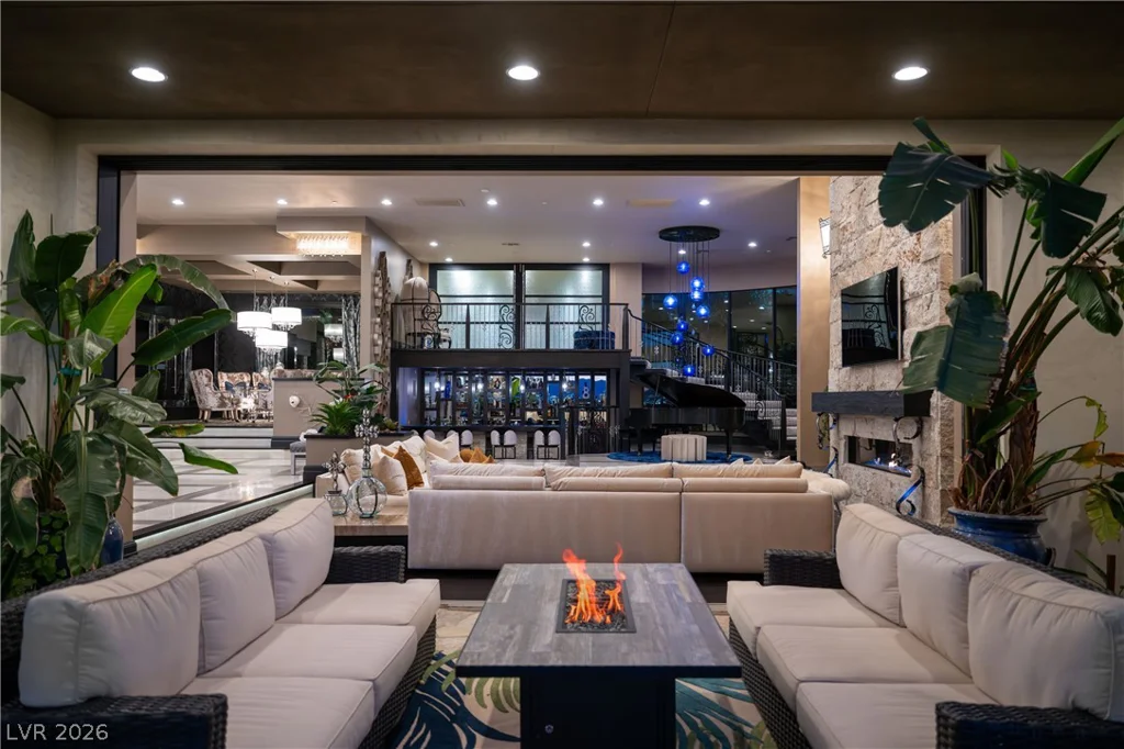 677 Boulder Summit, Henderson, NV 89012