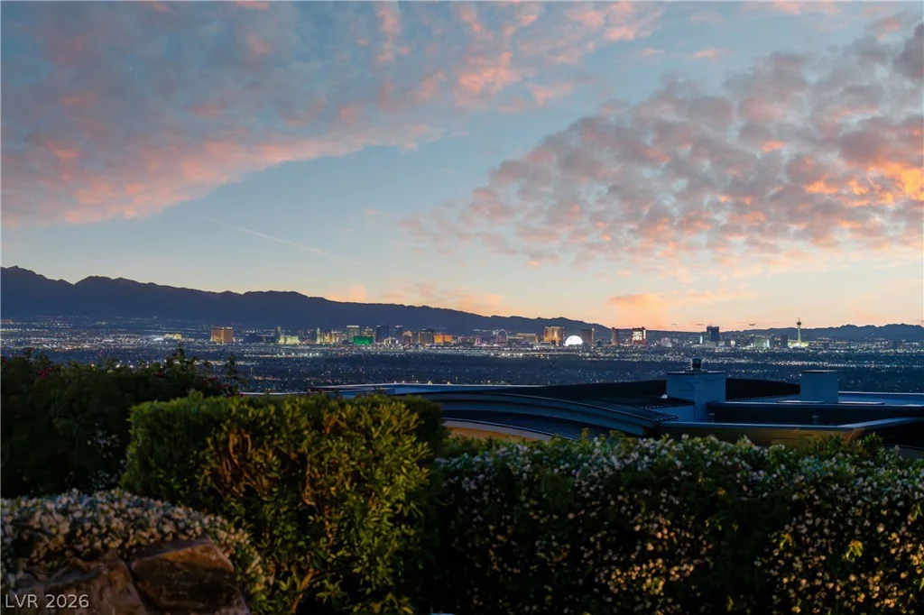 677 Boulder Summit, Henderson, NV 89012