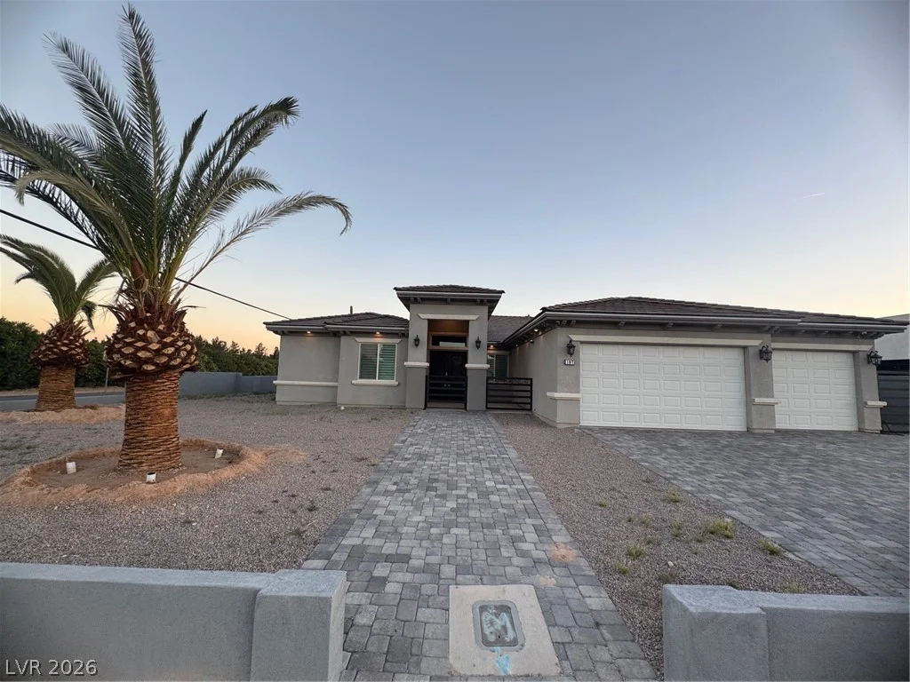 197 Shelbourne, Las Vegas, NV 89123