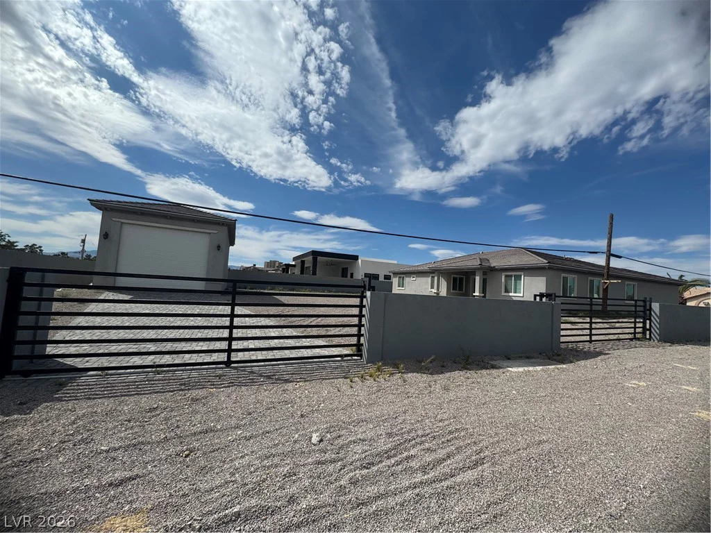 197 Shelbourne, Las Vegas, NV 89123